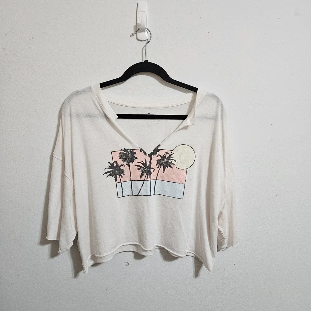 Flirtitude Active Palm Tree Graphic Crop Top M